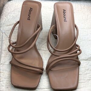 Abound Taupe Strappy Square-Toe Block Heel Sandals